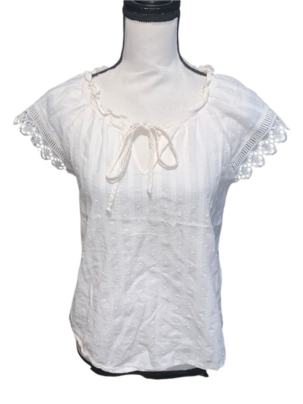 Mine Women’s Large Off White Eyelet Peasant Top Tie Neck Crochet